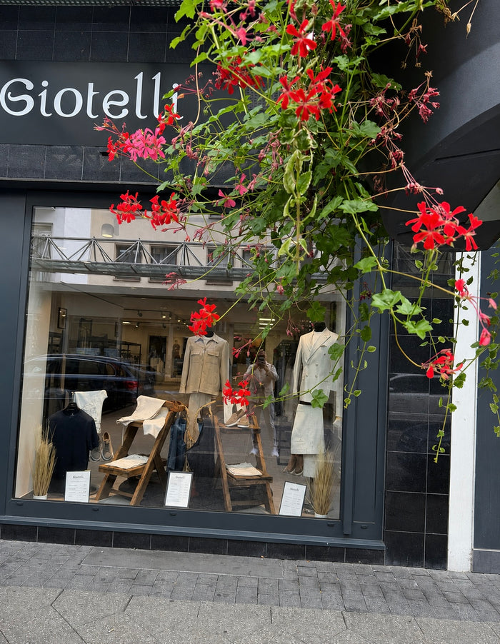 GIOTELLI Store Krefeld – Details
