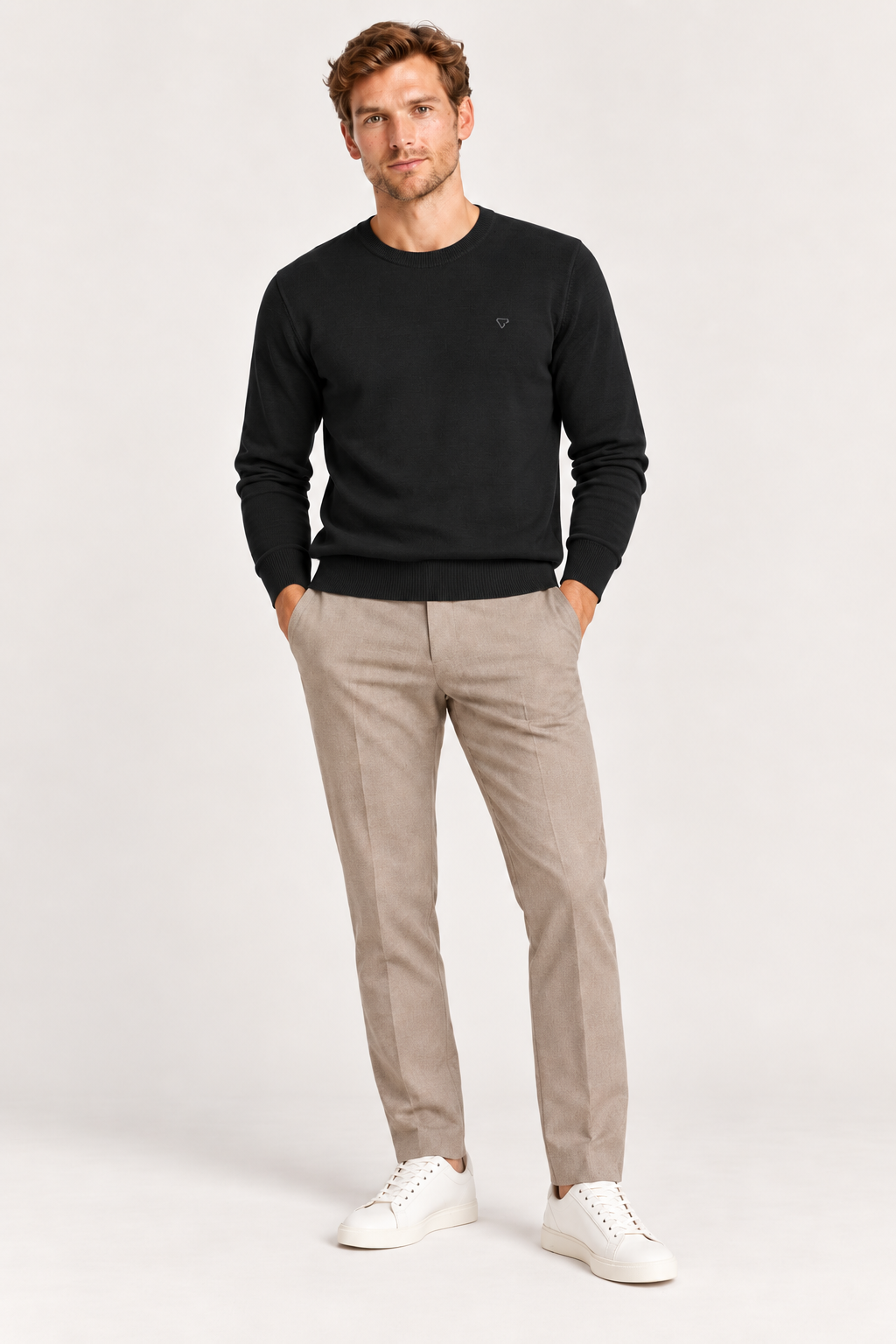 Crew-Neck Knit Sweater – Black