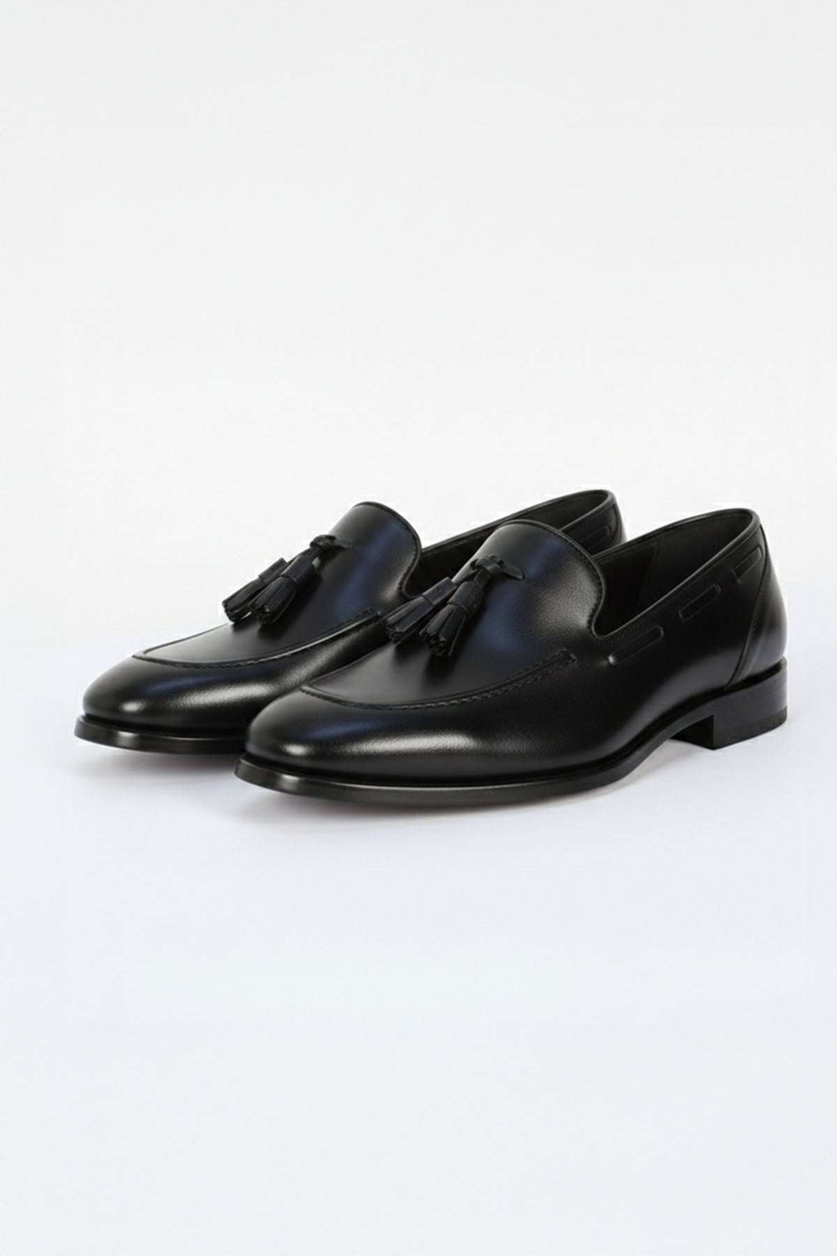 CAPRI – Tassel Loafer – Black