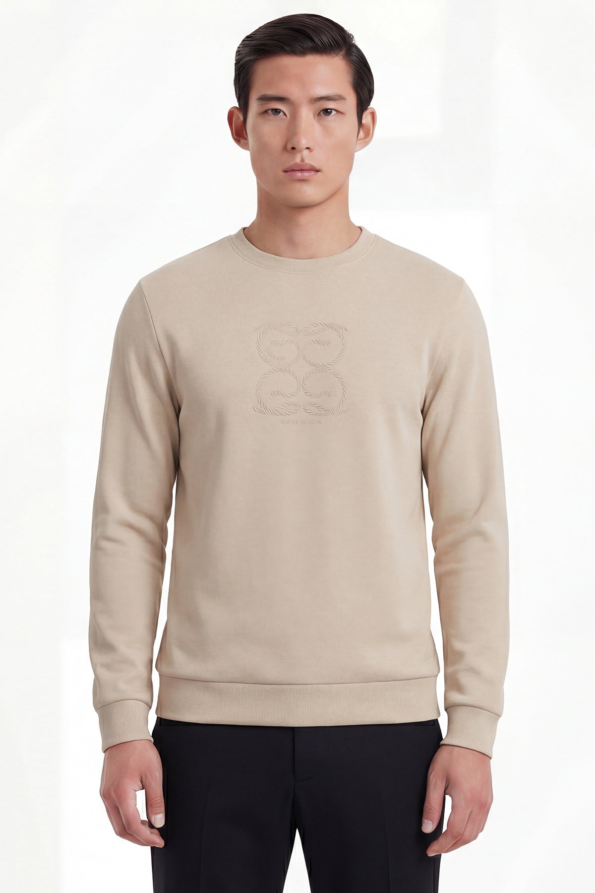 RIO – Oversize Signature Sweatshirt – Cream